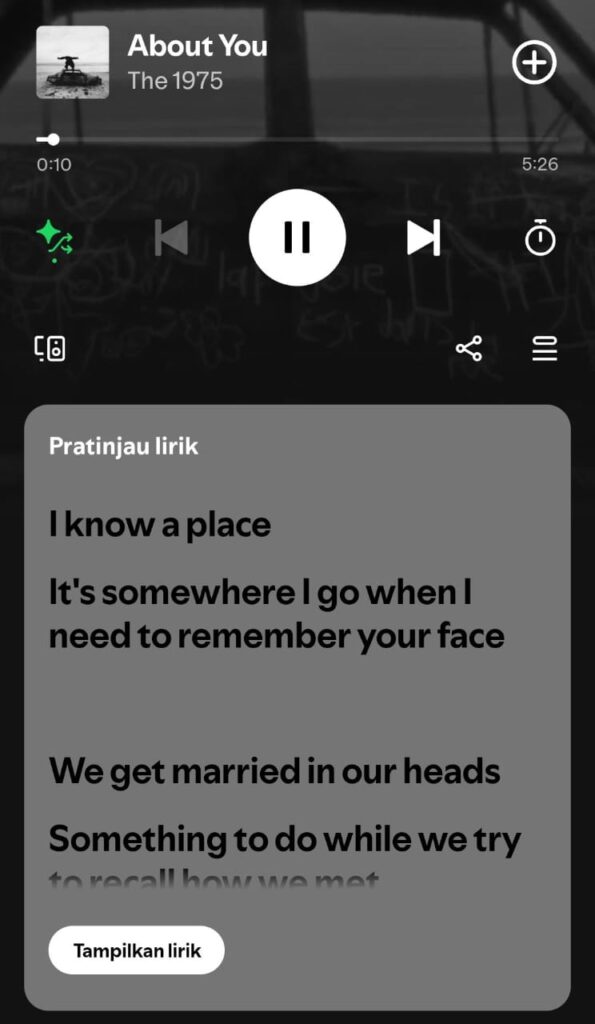 Gambar Lagu About You Dari The 1975 di Spotify_BacaTulisanku