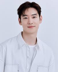 Drakor yang diperankan oleh Lee Je Hoon